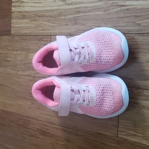 Nike girls sneakers